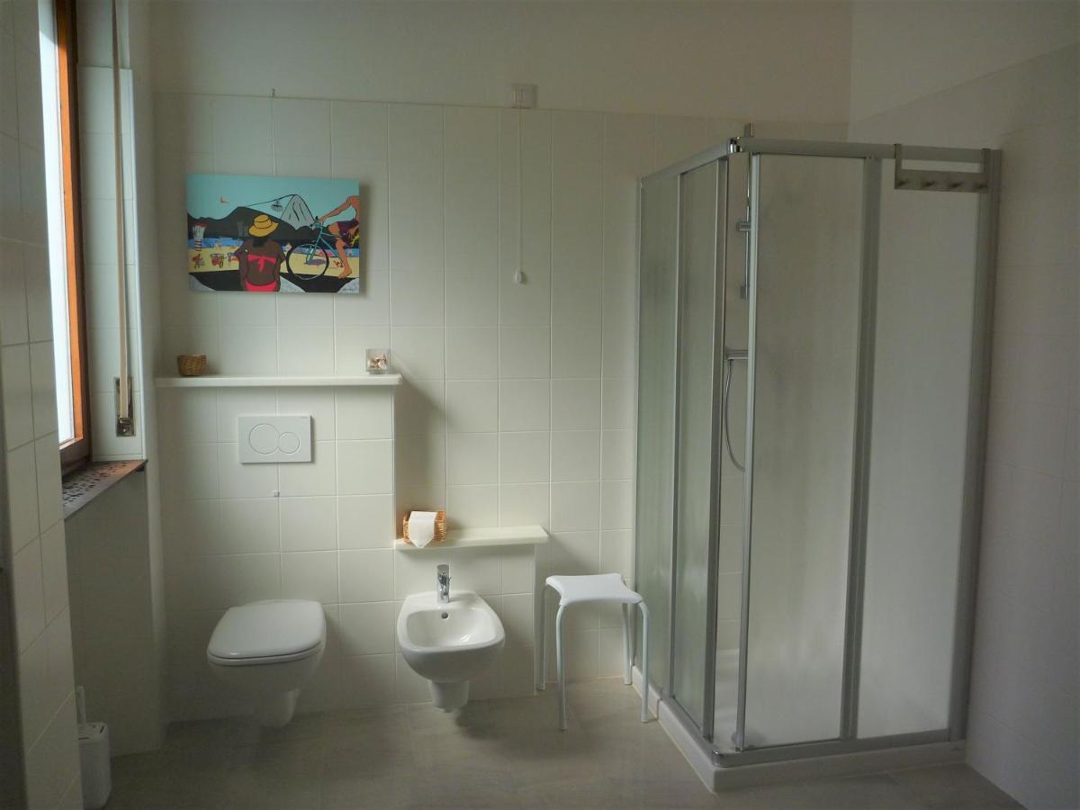 Casa Peroschi B&B Menaggio Luaran gambar